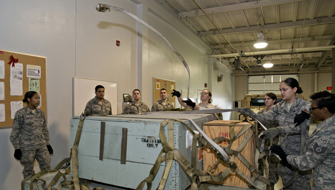 913th Airlift Group